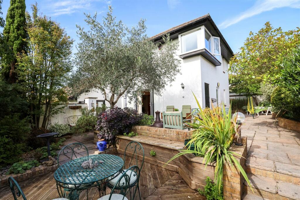 Additional image 19 of 2 Turnpike Close, Dinas Powys, CF64 4HT