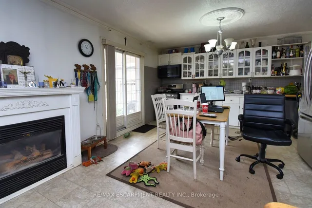 Additional image 11 of 505 Wellington St