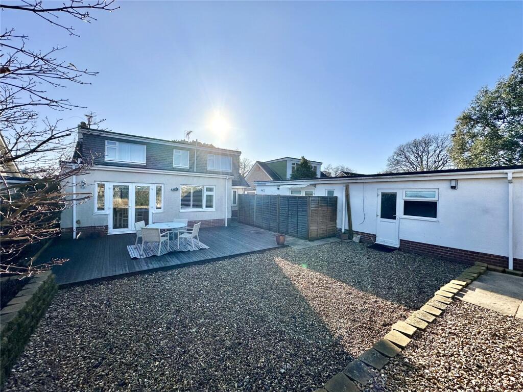 Additional image 3 of Woodfield Gardens, Highcliffe on Sea, Christchurch, Dorset, BH23