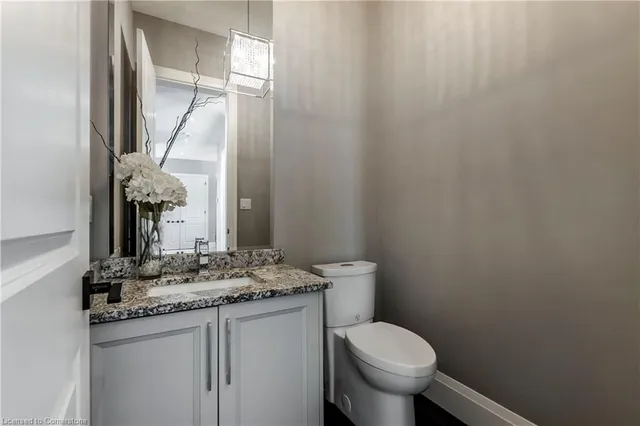 Additional image 12 of 4-258 Edgewater Cres