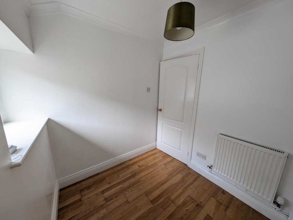 Additional image 44 of Oxford Street, Mountain Ash, CF45 3HB