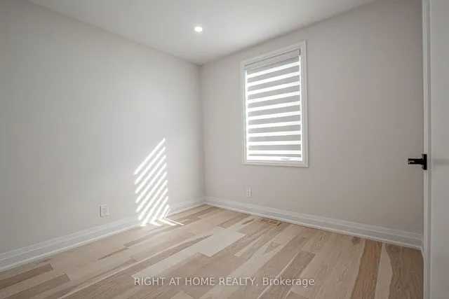 Additional image 17 of 961 Victoria Park Ave