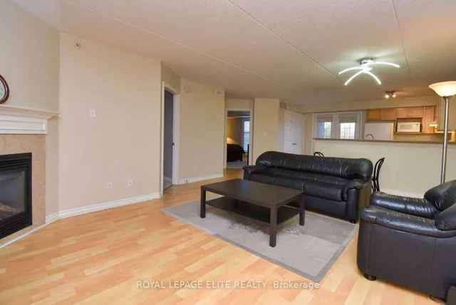 Additional image 4 of 2065 APPLEBY Line Unit 301