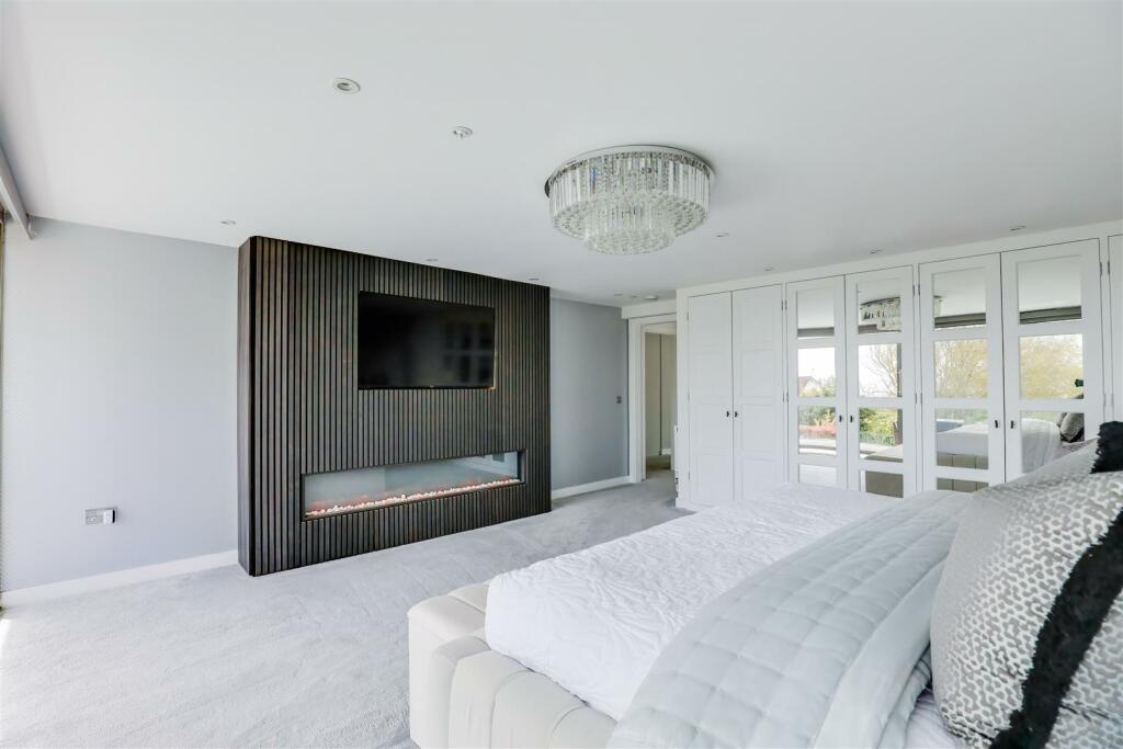 Additional image 22 of Sea View Court, Fontygary Road, Rhoose, Vale of Glamorgan, CF62 3FN