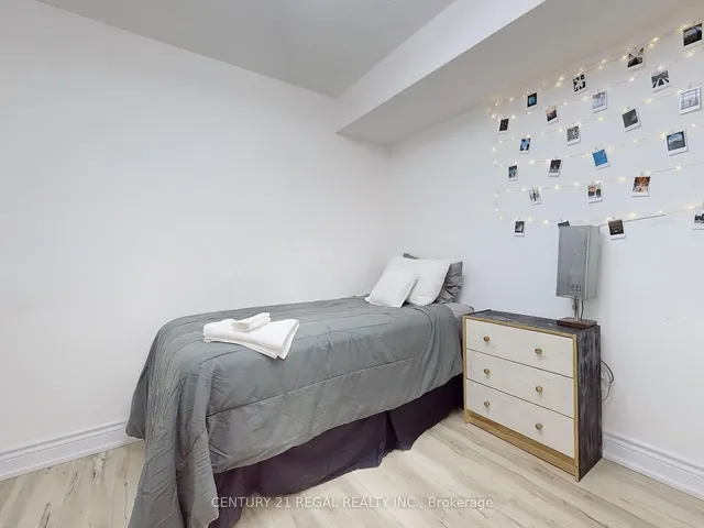 Additional image 30 of 364 The East Mall Unit 105