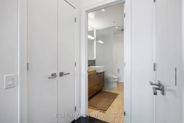 Additional image 24 of 170 Avenue Rd Unit 601