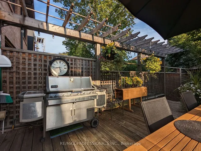 Additional image 37 of 73 Gormley Ave