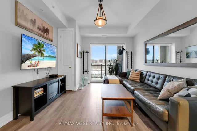 Additional image 11 of 4040 UPPER MIDDLE Rd Unit 214