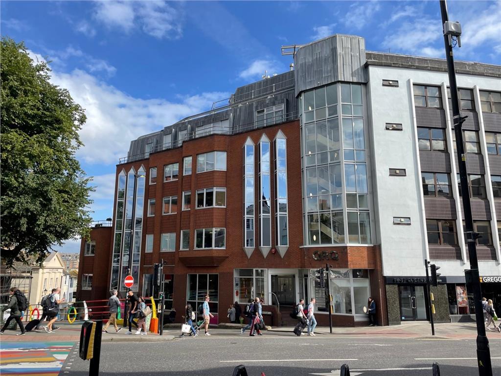 Queens Road Quadrant, Brighton, East Sussex BN1 3XJ