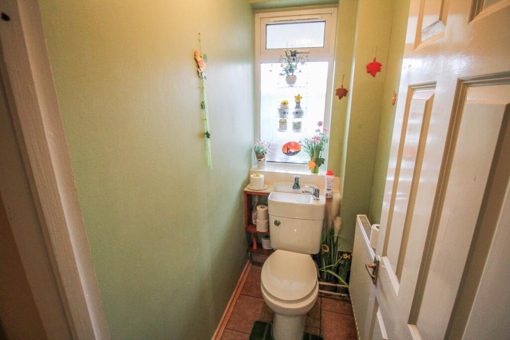 Additional image 8 of Weston super Mare**2 Bedroom Ground Floor Flat with Garden**