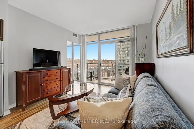 Additional image 13 of 105 The Queensway Unit 714