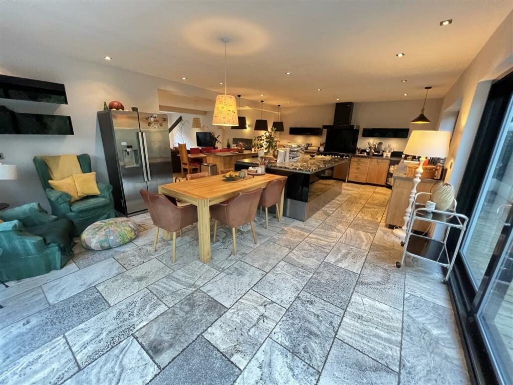 Additional image 6 of Tower Road North, Heswall, Wirral