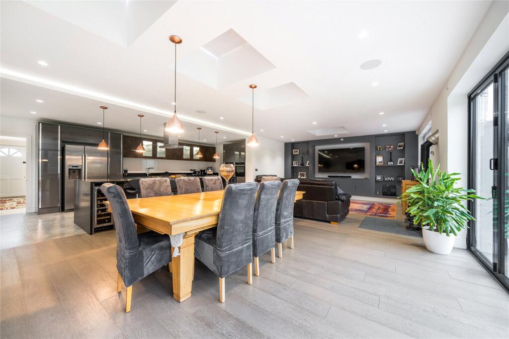 Additional image 28 of Highfield Road, Chislehurst