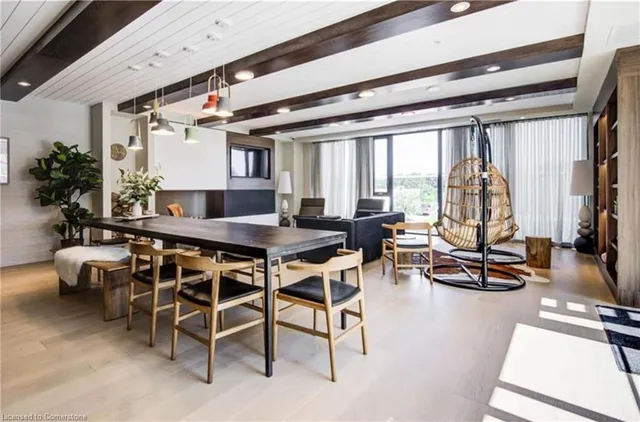 Additional image 15 of 741 King St Unit 103