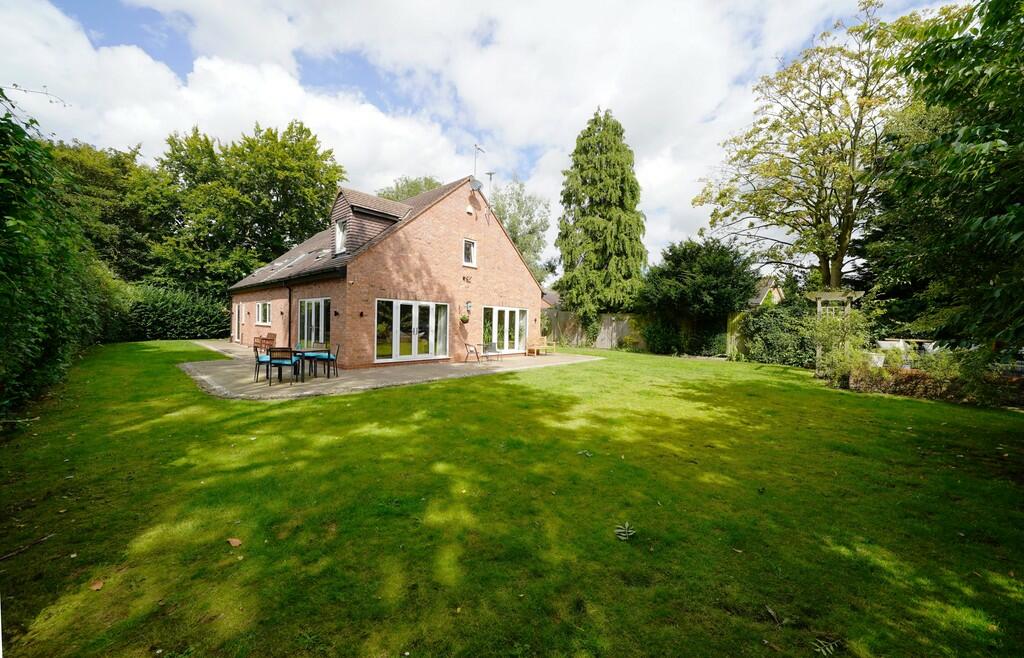 Additional image 43 of Village Road, Christleton, Chester