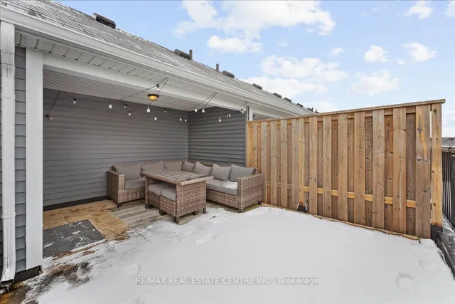 Additional image 34 of 219 Dundas St Unit 13