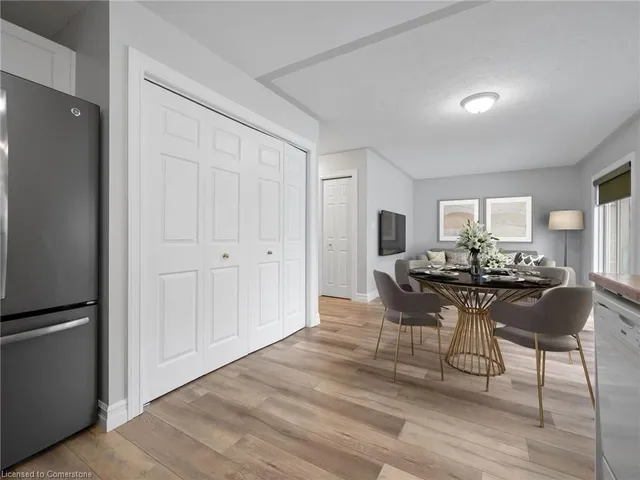 Additional image 24 of 9 1/2 York St Unit 2