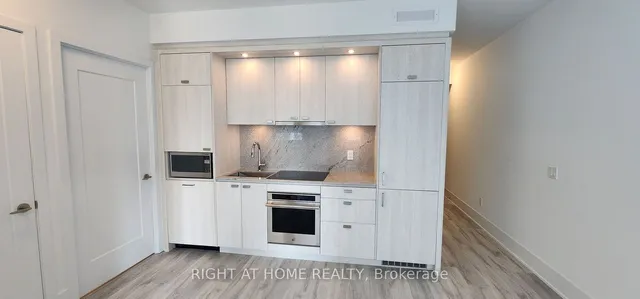 Additional image 29 of 470 Front St Unit 1015