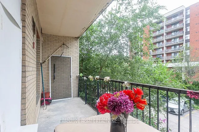 Additional image 23 of 1690 Victoria Park Unit 204