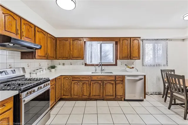 Additional image 11 of 739 Mud St