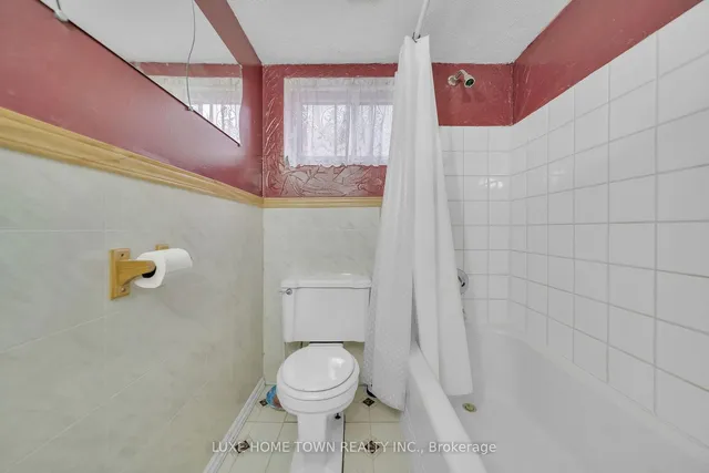 Additional image 31 of 102 Brenda Cres