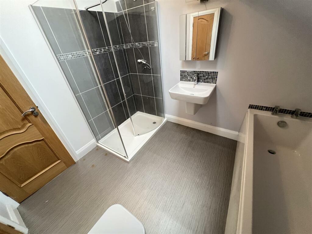 Additional image 28 of Briarfield Road, Heswall, Wirral