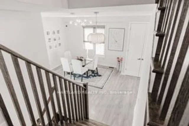 Additional image 28 of 40 ALDGATE Ave