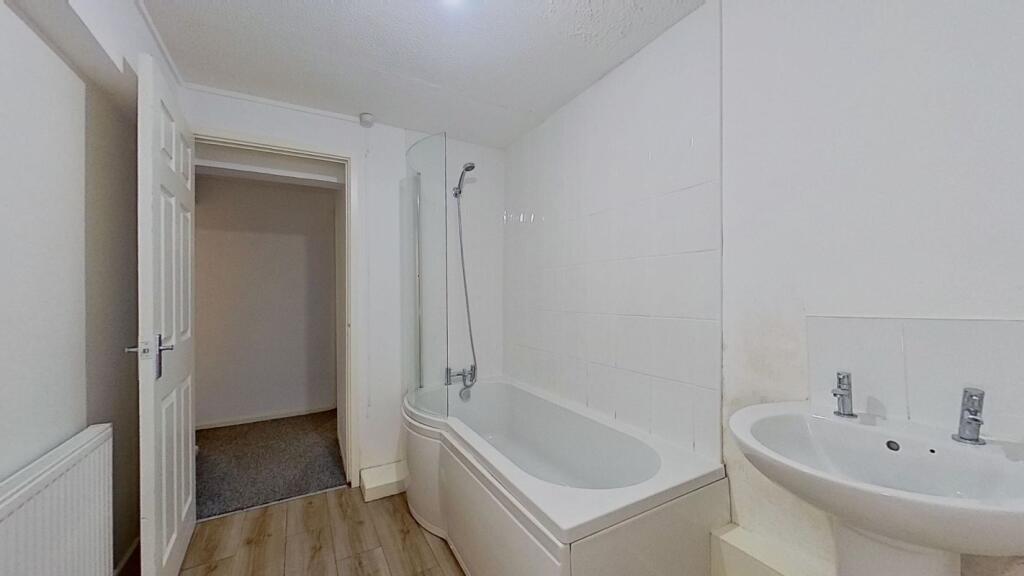 Additional image 13 of Flat 1 East Court, 171 East Road, Tylerstown, Ferndale, Mid Glamorgan, CF43 3BU