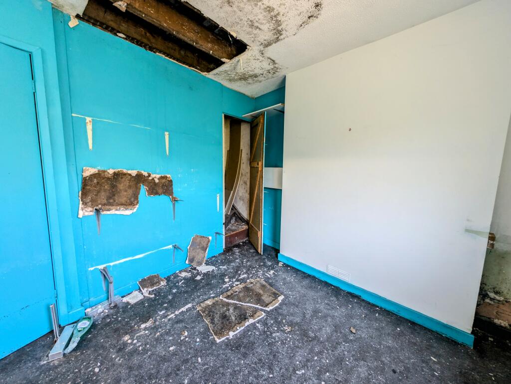 Additional image 12 of Commercial Street, Mountain Ash, CF45 3PS