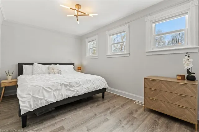 Additional image 13 of 1025 Plains View Ave