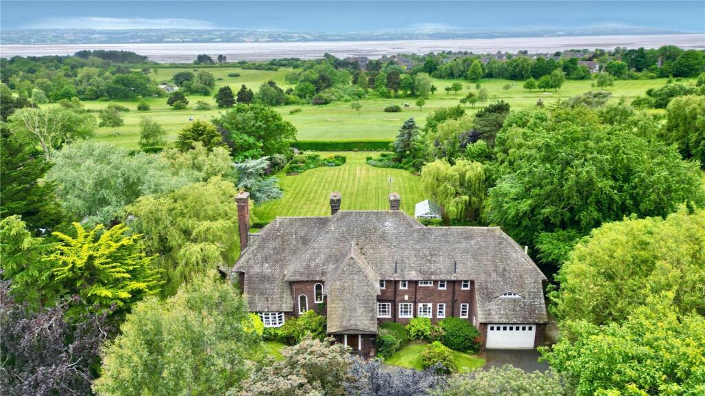 Links Hey Road, Wirral, Merseyside, CH48