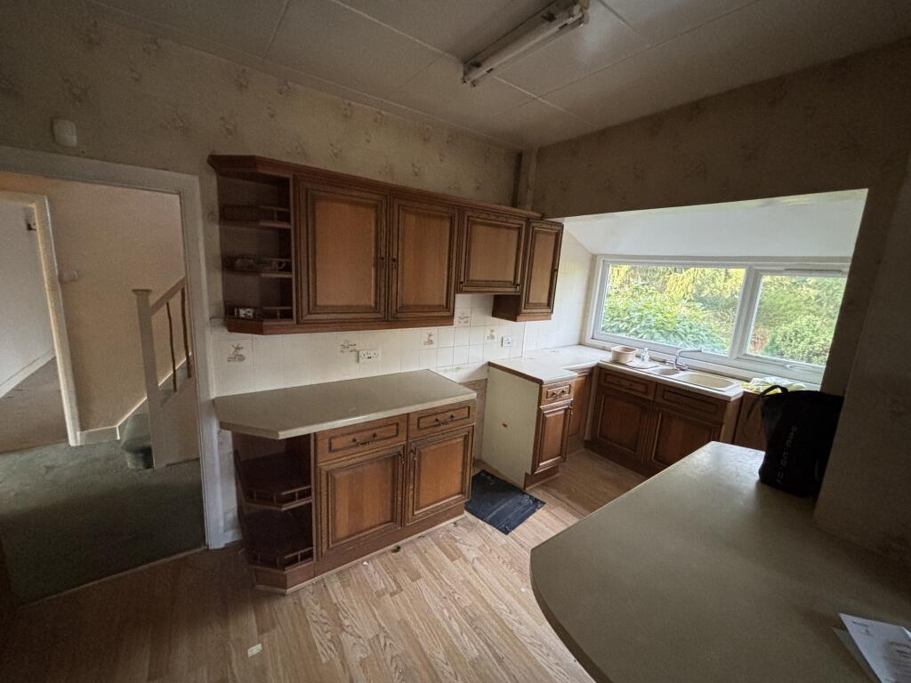 Additional image 12 of 59 Mount Drive, Park Street, St. Albans, Hertfordshire, AL2