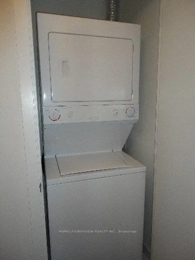 Additional image 8 of 103 The Queensway Unit 806