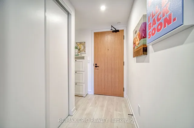 Additional image 5 of 8 Tippett Rd Unit 501