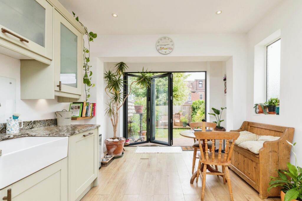 Additional image 3 of Belluton Road, Bristol, BS4