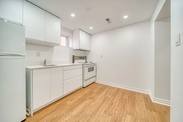 Additional image 28 of 12 Martini Dr