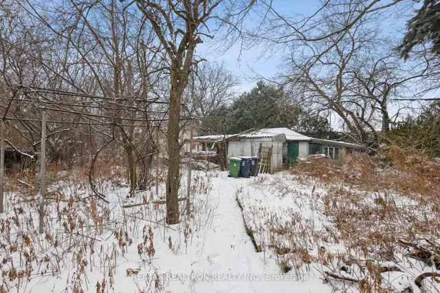 Additional image 27 of 201 Churchill Ave