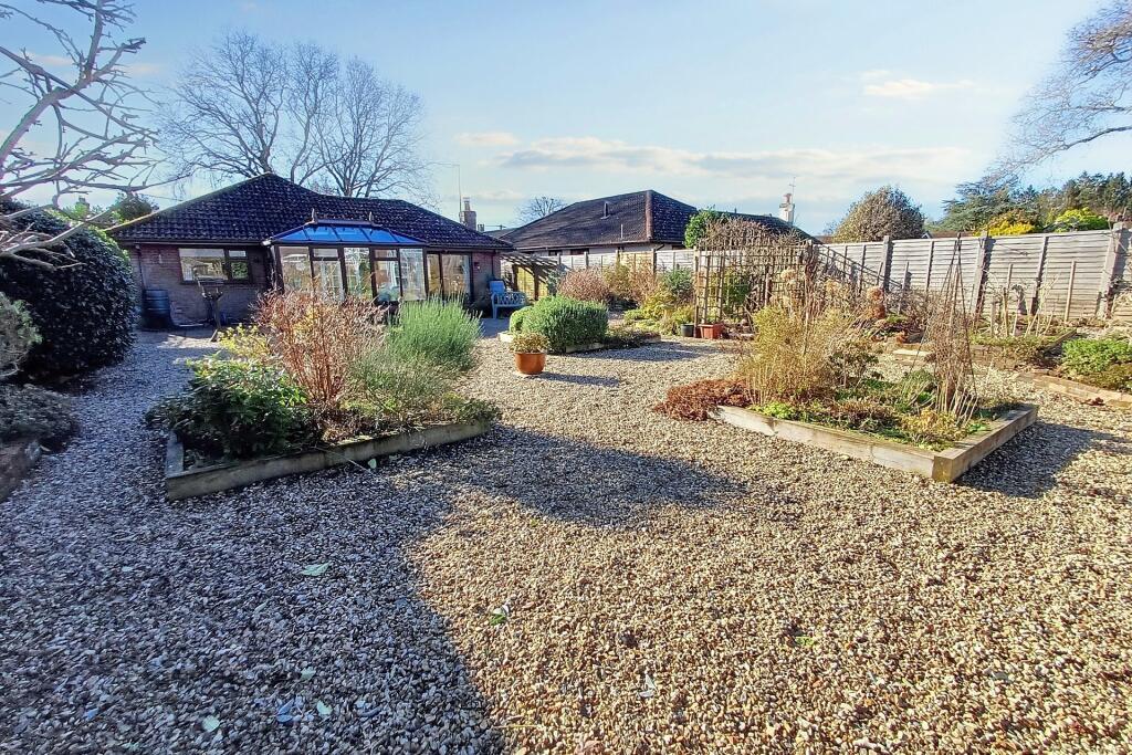 Additional image 18 of Verwood