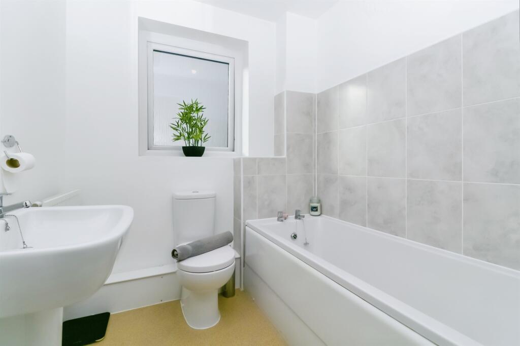 Additional image 11 of Cei Tir Y Castell, Barry