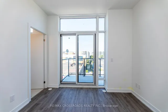 Additional image 28 of 871 Sheppard Ave Unit TH11