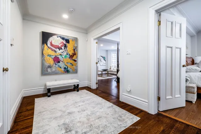 Additional image 17 of 121 Roxborough Dr