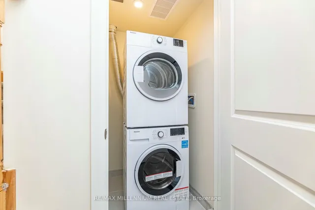 Additional image 22 of 165 Tapscott Rd Unit 11