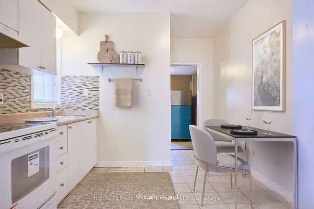 Additional image 17 of 113 Tisdale St