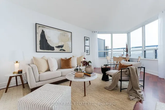 10 Northtown Way Unit 402