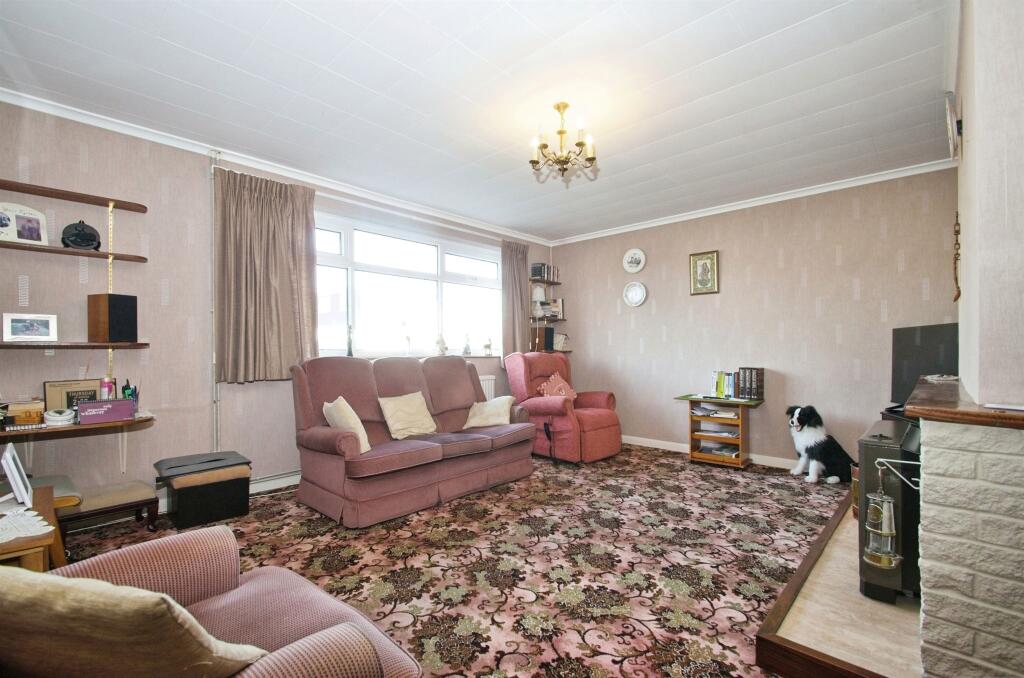 Additional image 7 of West Park Drive, Porthcawl