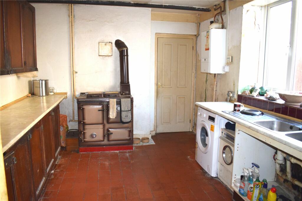 Additional image 4 of New Road, Porthcawl CF36 5DE, CF36
