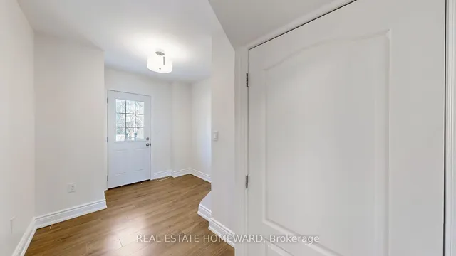 Additional image 18 of 726 Eglinton Ave