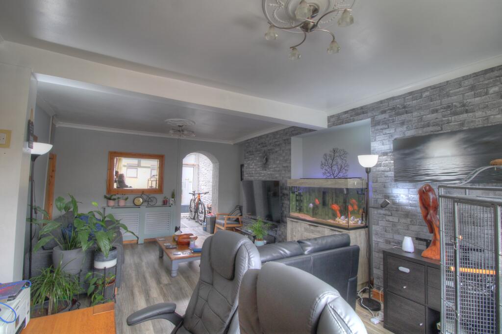 Additional image 6 of High Street, Trelewis, CF46