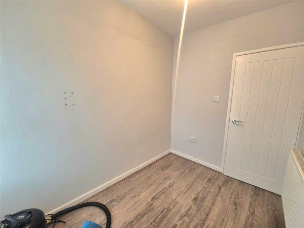 Additional image 20 of George Street, Tonypandy