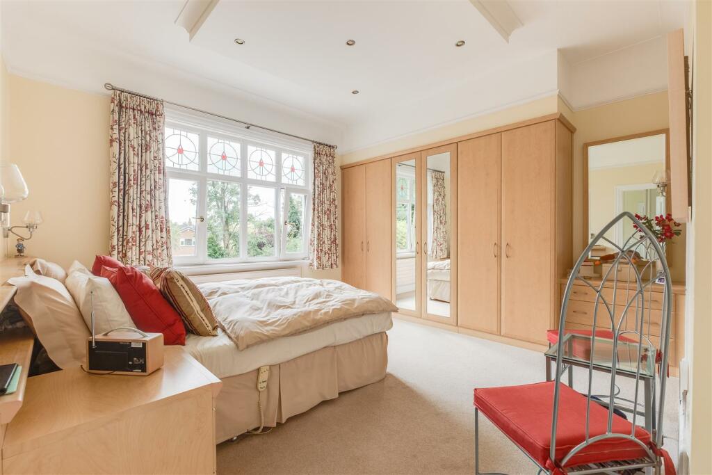 Additional image 24 of Hinderton Road, Neston